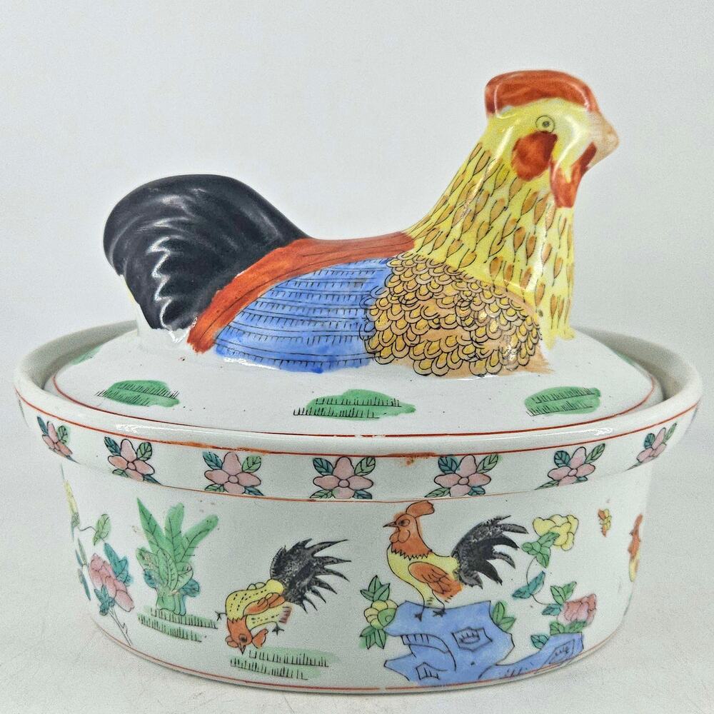 Vintage Chinese Hand Painted hen on nest Covered Casserole Dish Tureen
